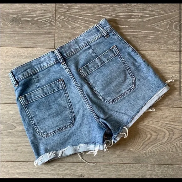 Madewell High-Rise Denim Shorts - Picture 4 of 6